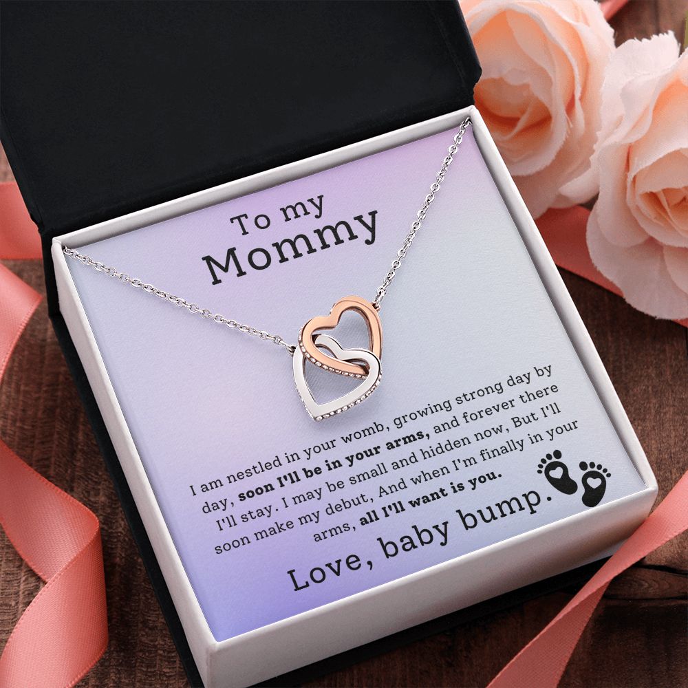 To My Mommy - I Am Nestled - Interlocking Hearts Necklace