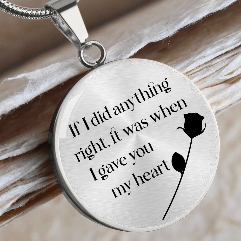When I gave you my heart - Graphic Circle Necklace - JustFamilyThings