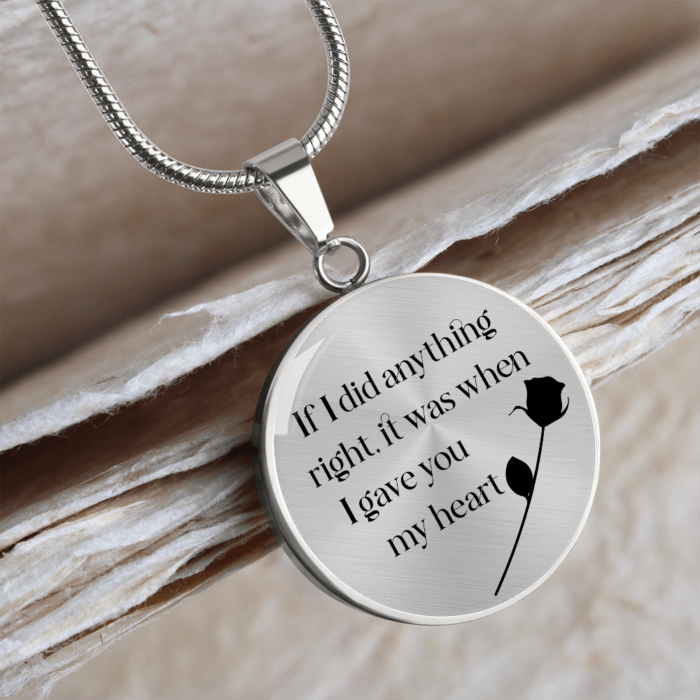 When I gave you my heart - Graphic Circle Necklace - JustFamilyThings