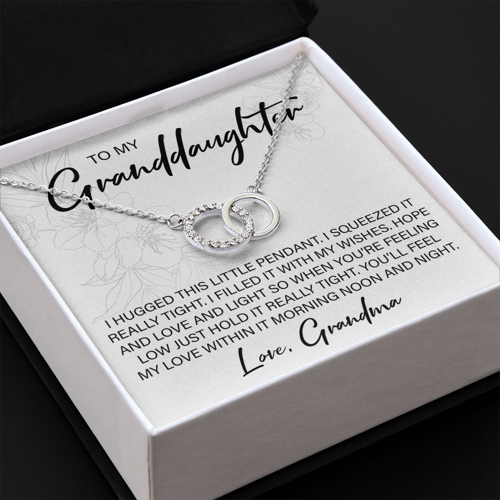 To My Granddaughter - Interlocking Circle Necklace - JustFamilyThings