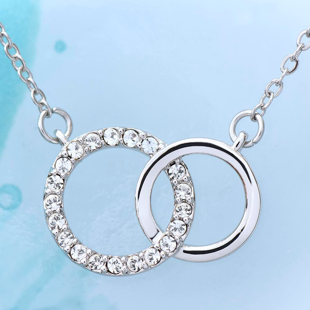 Happy 30th Birthday - You're Finally In Your Dirty Thirties - Interlocking Circle Necklace - JustFamilyThings