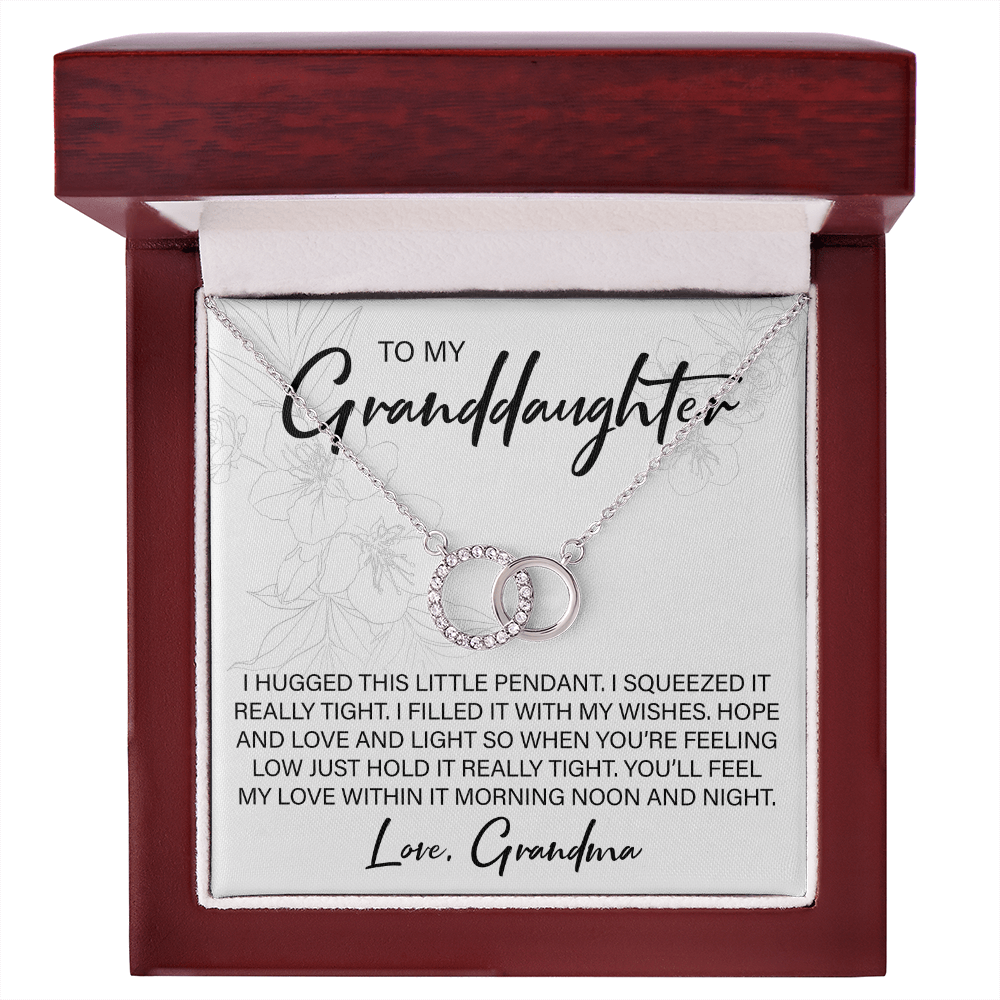 To My Granddaughter - Interlocking Circle Necklace - JustFamilyThings
