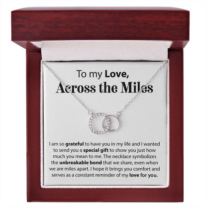 To My Love Across The Miles - Interlocking Circle Necklace - JustFamilyThings